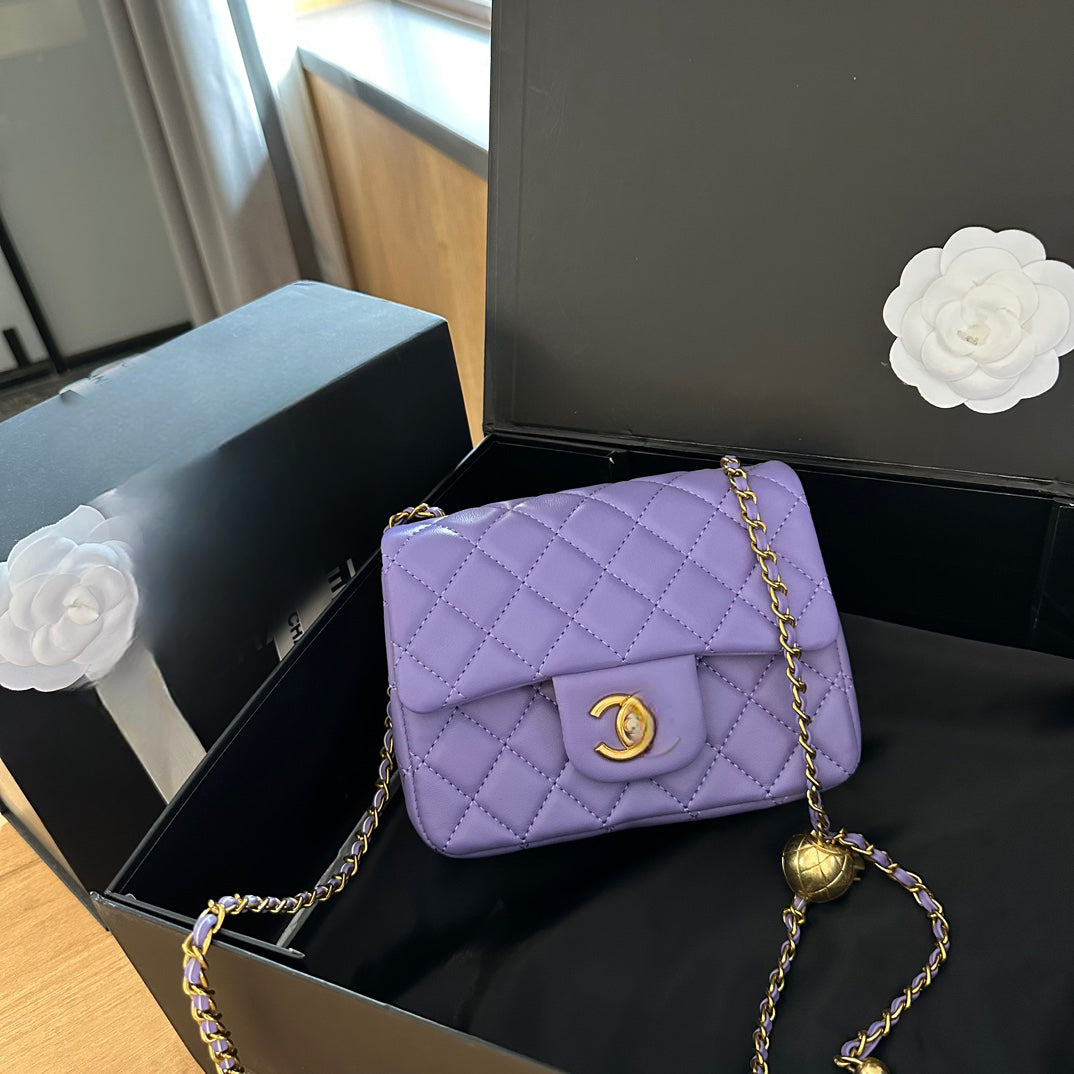 Small Bag With Chain