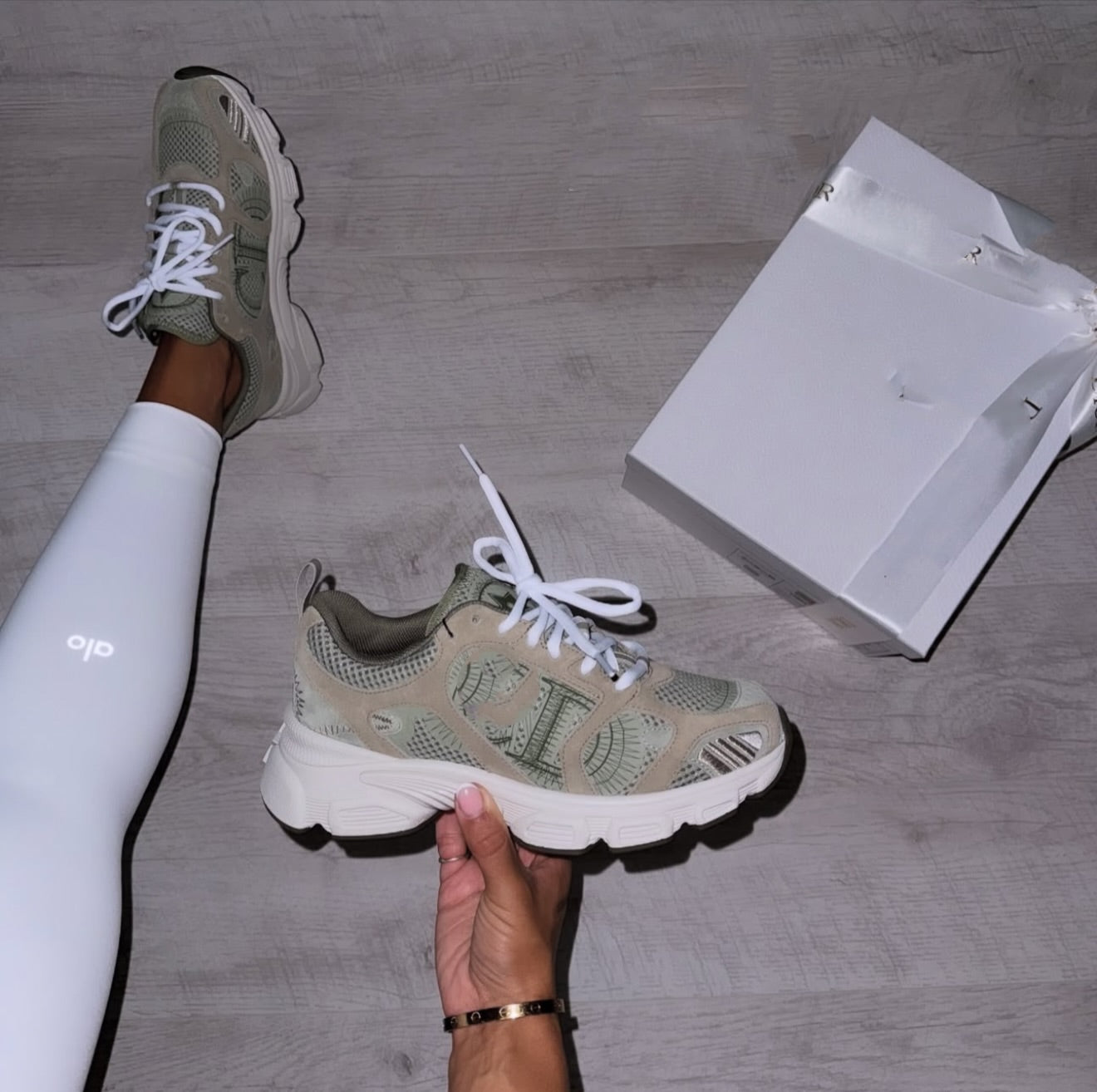 Khaki Runners