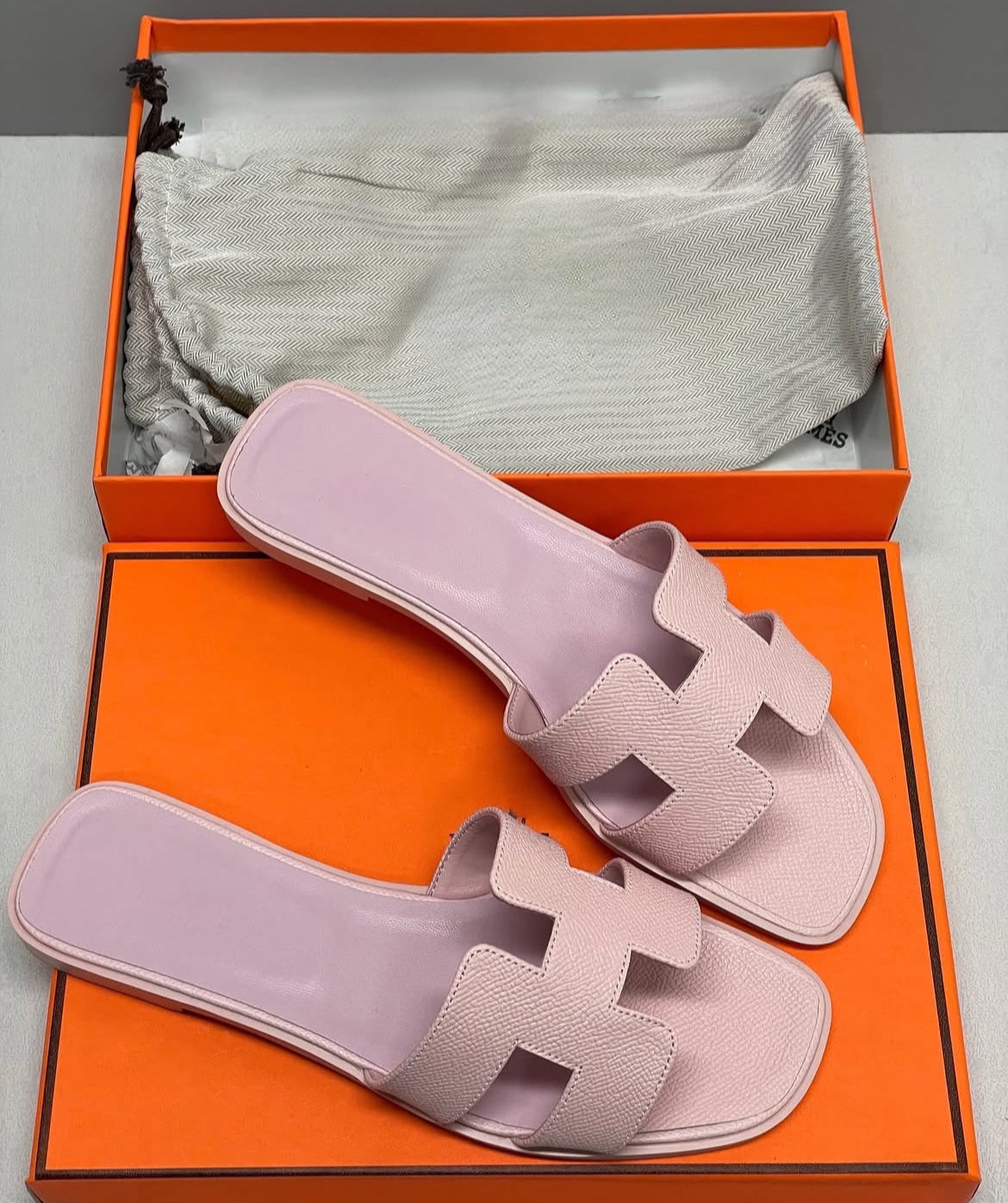 H Sliders