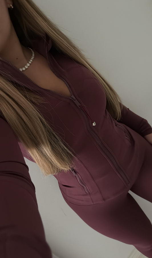 Burgundy Set