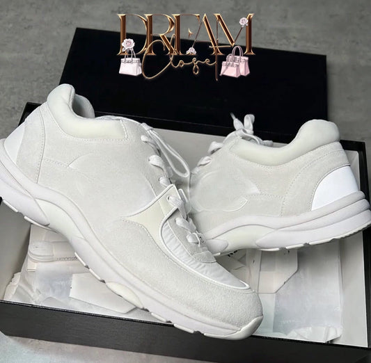All White Runners