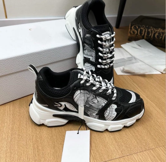 Black/White Trainers