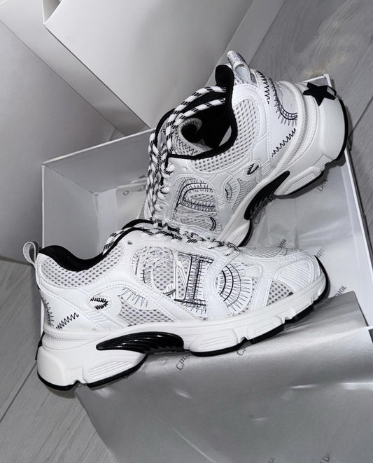 White/Black Trainers
