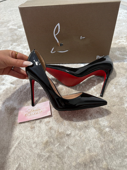 1 Pair Black Heels Size 2