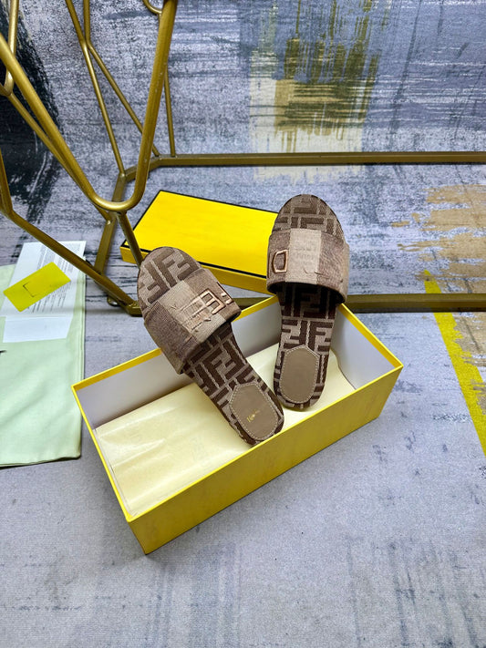 Brown Pattern Sliders